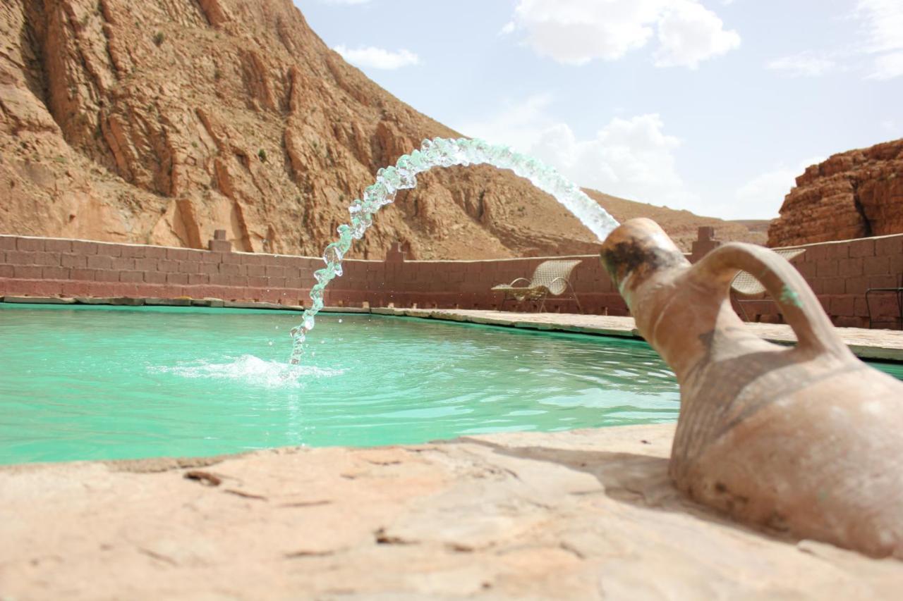 Kasbah Lucas Hostel Akhendachou n'Ait Ouffi Luaran gambar