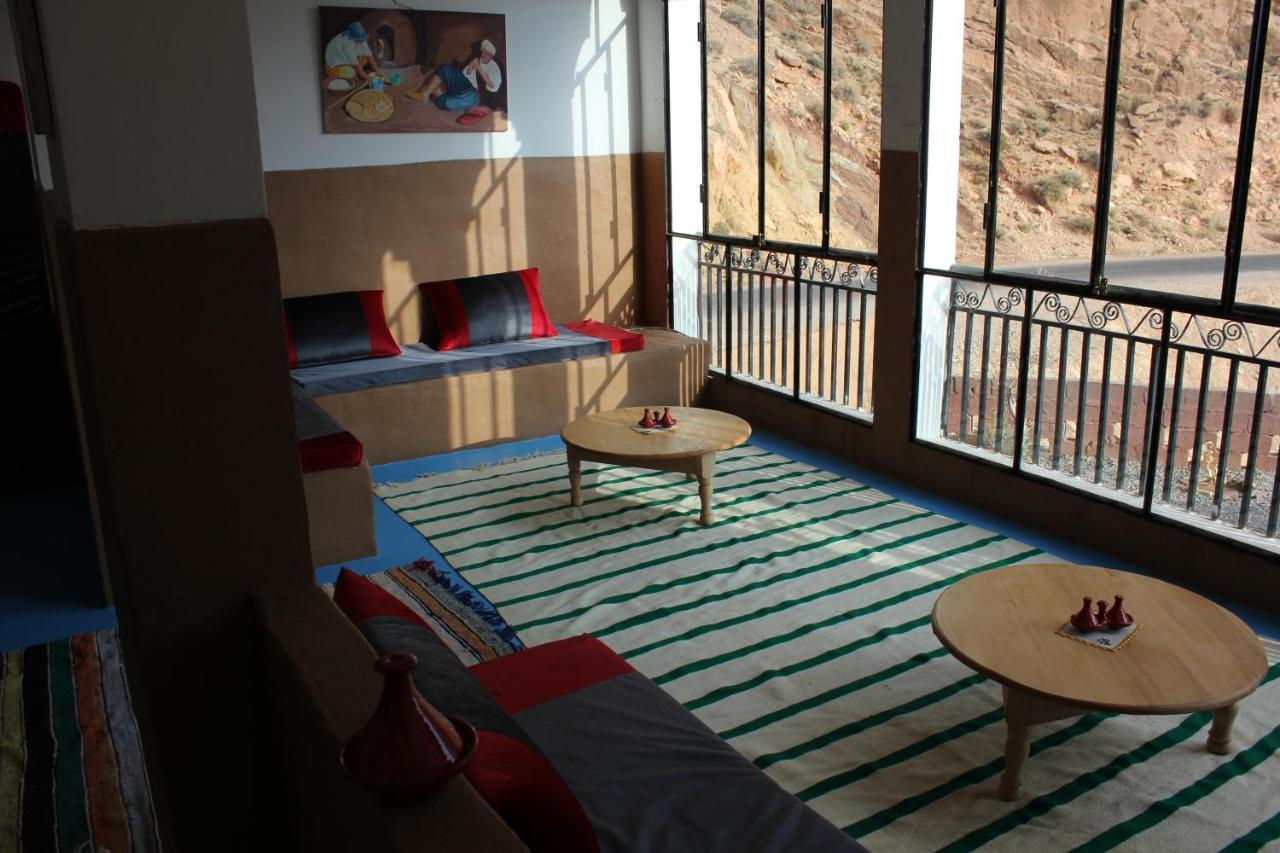 Kasbah Lucas Hostel Akhendachou n'Ait Ouffi Luaran gambar